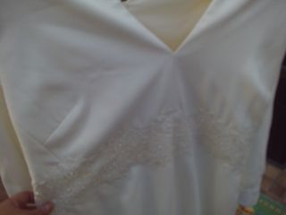 vestido novia de rosa clara , mide 47 cm de cadera