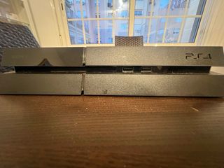Consola PS4 + 2 mandos