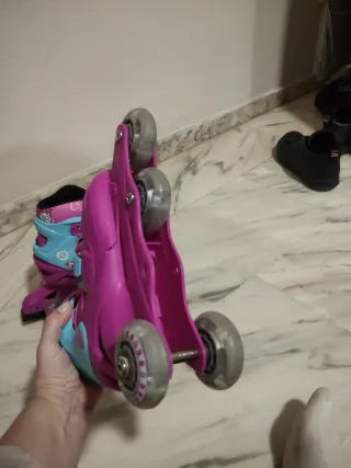 Patines niña rosas y azules