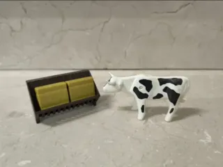 Playmobil Belén. Vaca y Heno.