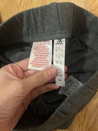 Mallas Adidas grises