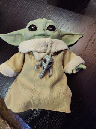 The Child Grogu Bebé Yoda Animatrónico
