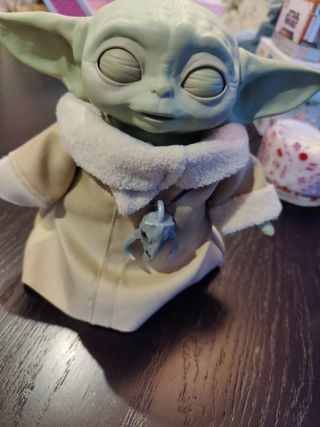 The Child Grogu Bebé Yoda Animatrónico