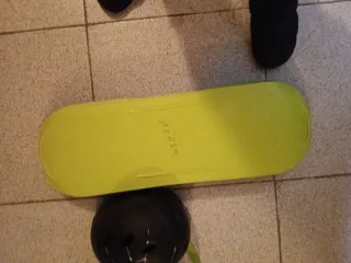 Tabla de Snowboard y Casco