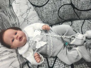 Muñeca Reborn artesanal