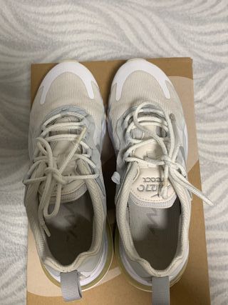 Nike Air Max 270 React Gris/Blanco