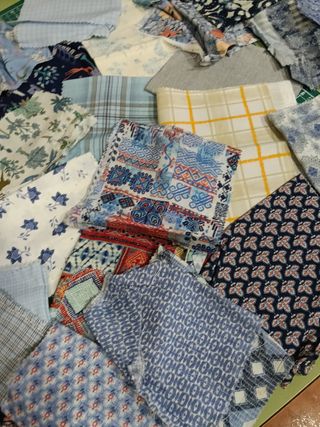 Retales de tela variados