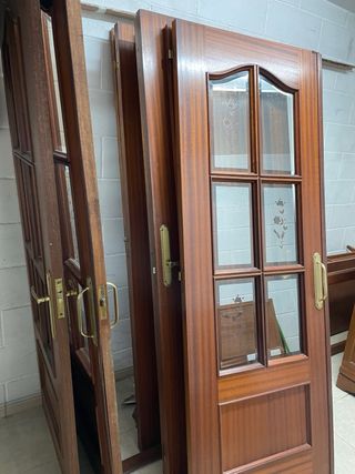 Puertas Madera con Cristal