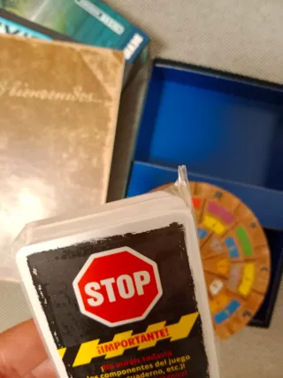 Juego de mesa EXIT: La cabaña abandonada