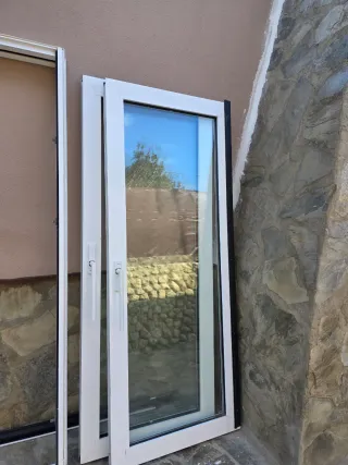 Balconera corredera elevable blanca