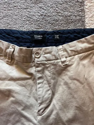 Pantalón beige Pull&Bear Talla M