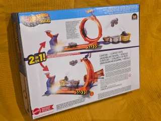 Pista Hot Wheels Monster Trucks Loop & Flip