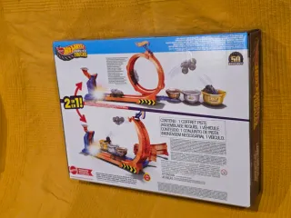 Pista Hot Wheels Monster Trucks Loop & Flip