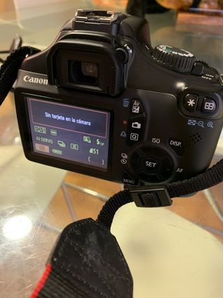 Canon EOS 1100D + Objetivo Macro + Funda