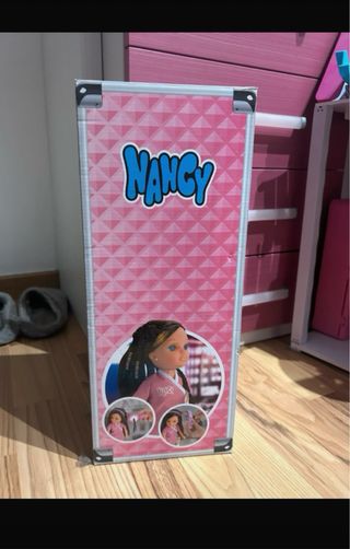 Nancy Maleta Tocador con Muñeca