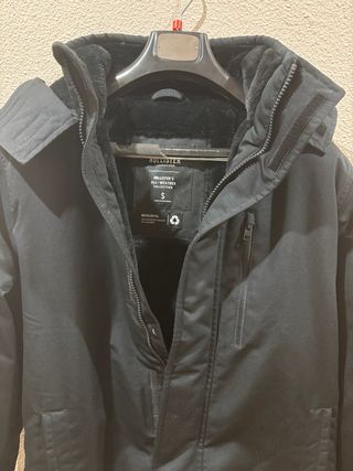 Abrigo Hollister Talla S Negro