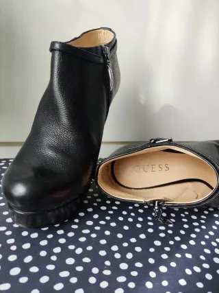 Botines Guess Tacón Plataforma Piel Negros