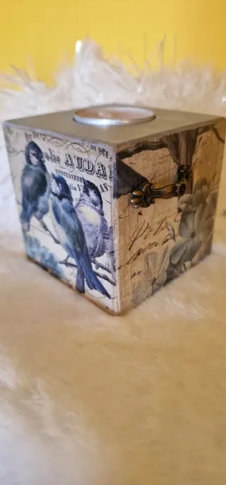 Porta tealight decorativo in legno