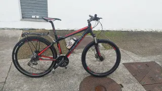 Bicicleta Ghost Negra y Roja