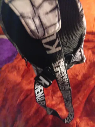 Bandolera negra y multicolor