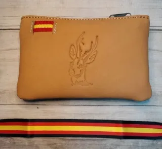 MONEDERO DISEÑO 'CIERVO' MARRON y REGALO PULSERA