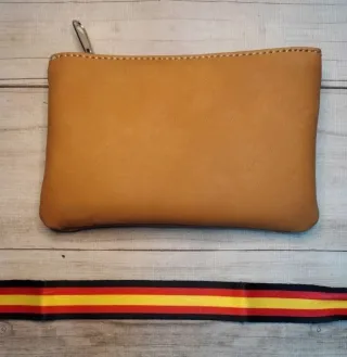 MONEDERO DISEÑO 'CIERVO' MARRON y REGALO PULSERA