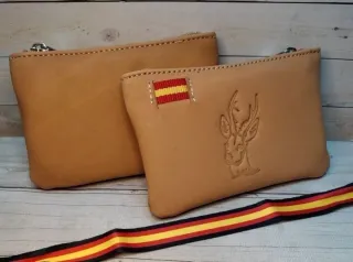 MONEDERO DISEÑO 'CIERVO' MARRON y REGALO PULSERA