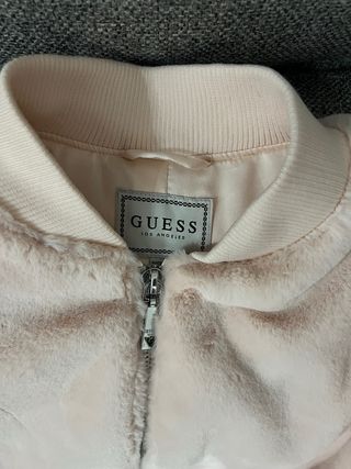 Chaqueta Guess Rosa Peluche
