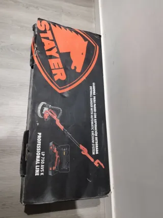 Lijadora Girafa Stayer LP 750 AVS K