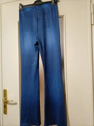 Pantaloni a zampa blu