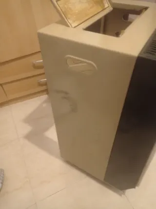 Estufa de gas metal plateada