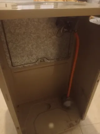 Estufa de gas metal plateada