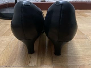 Zapatos Clarks Negros Tacón