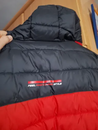 Chaqueta MM93 Negra y Roja