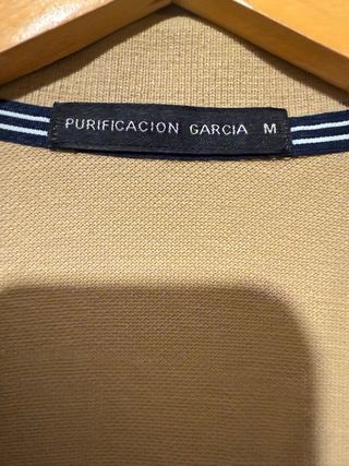 Polo Purificación García café Talla M