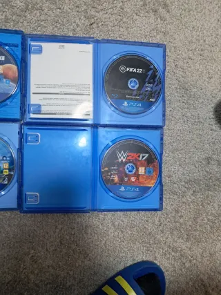 4 Juegos PS4: Outcast, FIFA 22, Trials, WWE 2K17