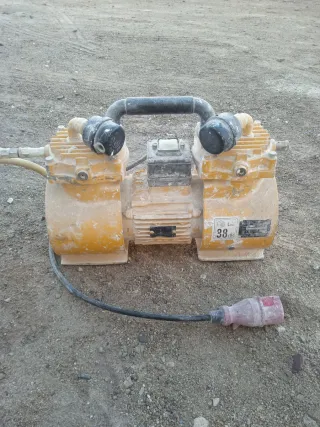 Compresor de aire para maquina de proyectar yeso/