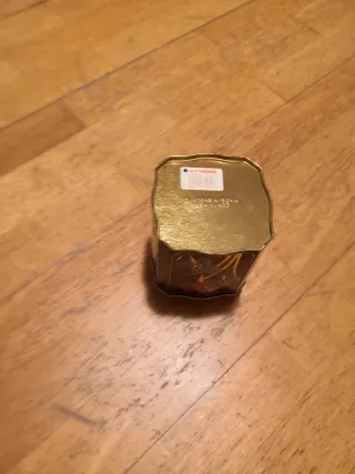 Caja de lata decorada con flores 13x10,05x10,05 cm