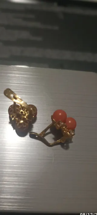 Pendientes Oro 18k Corales antiguos.