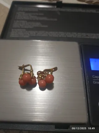 Pendientes Oro 18k Corales antiguos.
