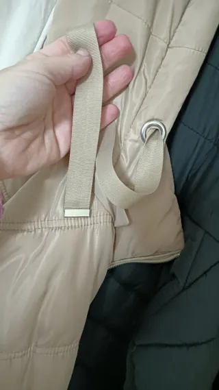 Chaleco largo acolchado beige