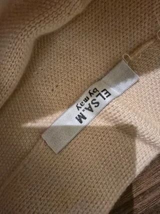 Saia bege com brilhantes