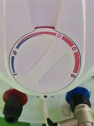 Calentador Eléctrico IDROGAS / CELSIOR TV 30