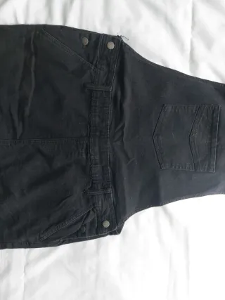 Peto falda vaquera negra talla 44