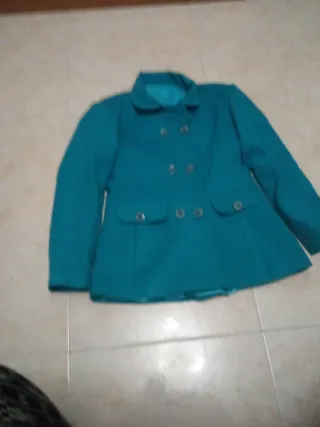 Chaqueta niña azul talla 10 a 12 años. Solo 1 vez.