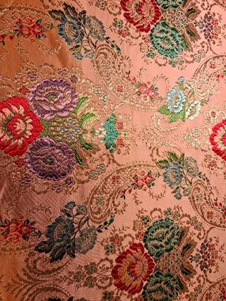 Tela brocada seda bordada 66x58cm