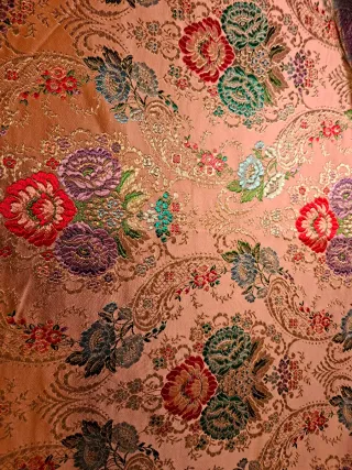 Tela brocada seda bordada 66x58cm
