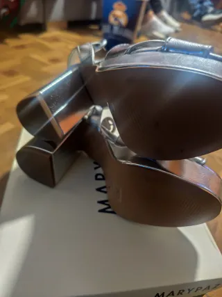 Sandalias MaryPaz Plataforma Tacón Plata talla 35