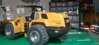 Pala Cargadora Metálica