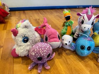 Lote de peluches variados